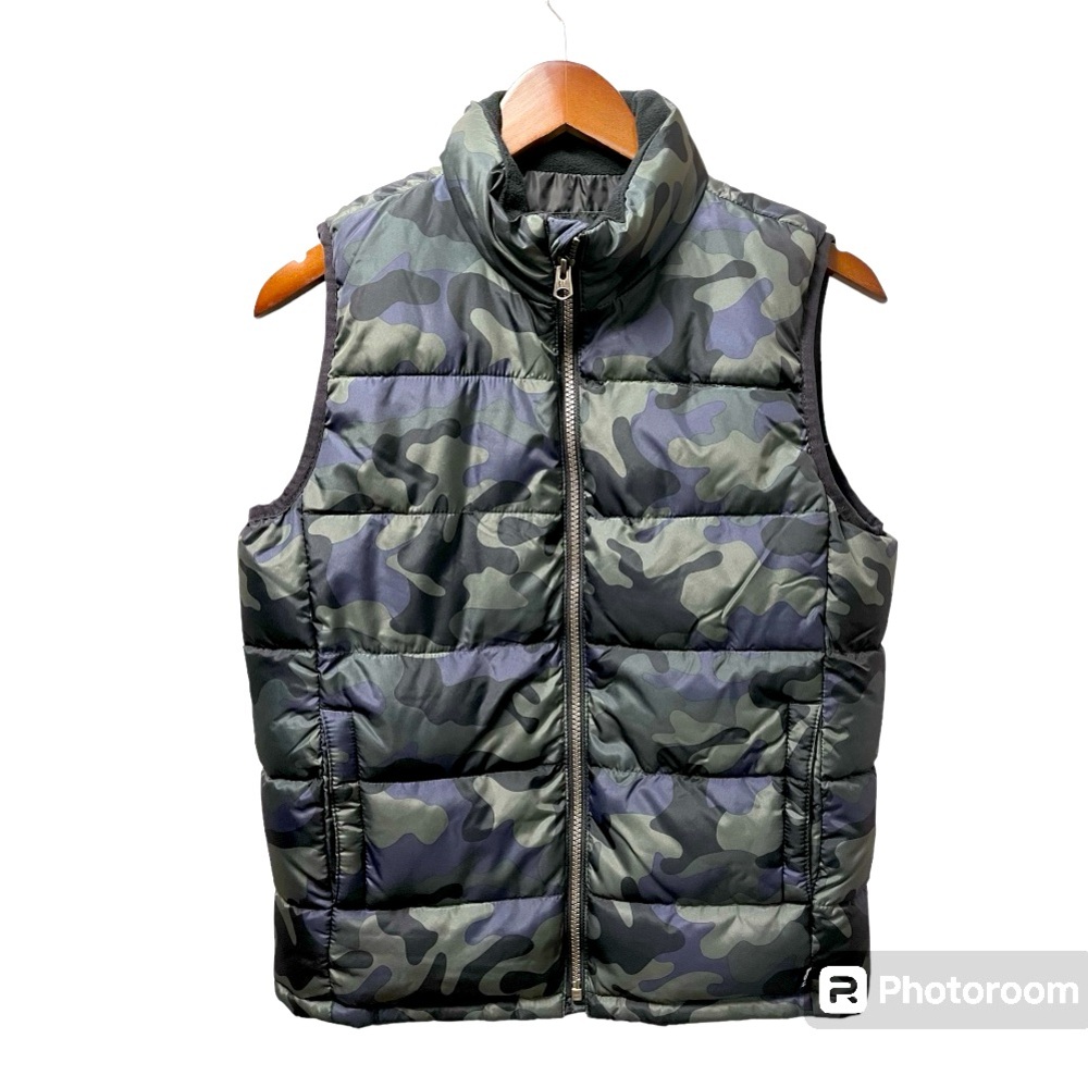 Boys Gap Camo Puffy Vest size Large
